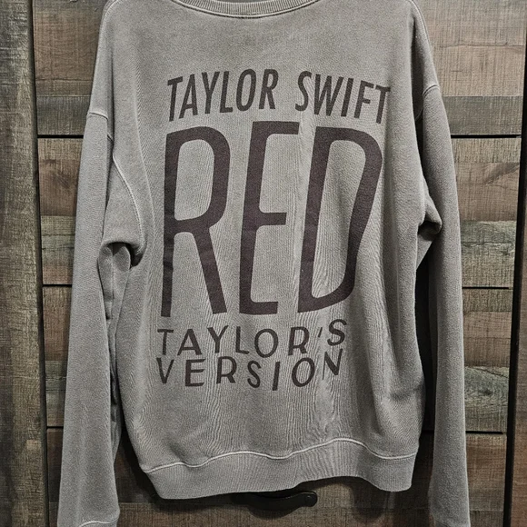 RED (Taylor's Version) Urban Outfitters Crewneck - Picture 3 of 16
